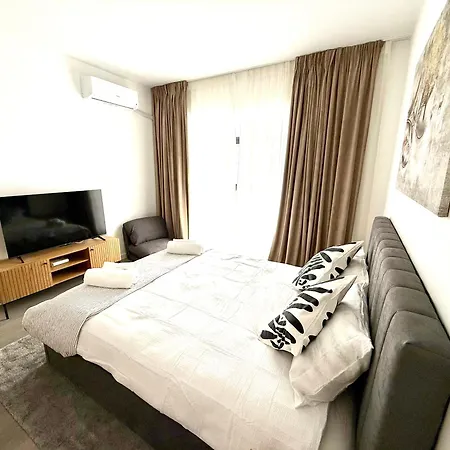 Rulu Plaza Mall * Bucarest